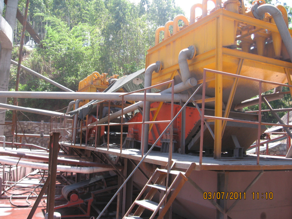 尾礦干排項(xiàng)目現(xiàn)場